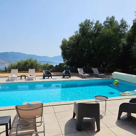 Splendide De Reve Climatisee Avec Vue & Montagne Et Sa Piscine Chauffee Villa